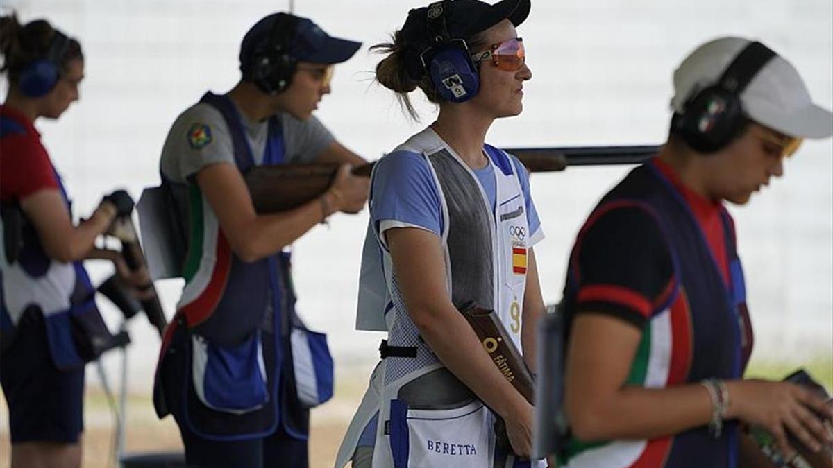 Fatima Galvez, en el centro, durante una competición.