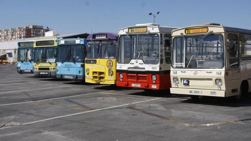 Evolución de los vehículos de la EMT a lo largo de las últimas décadas.