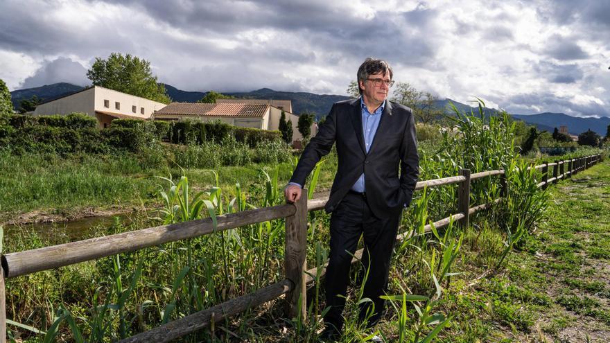 La entrevista completa a Carles Puigdemont por Albert Sáez y Julia Régue | El Periódico