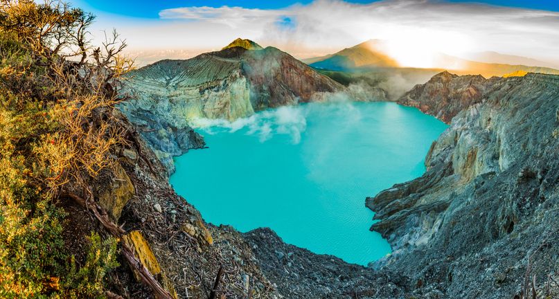 Kawah Ijen, el volcán del cráter azul.