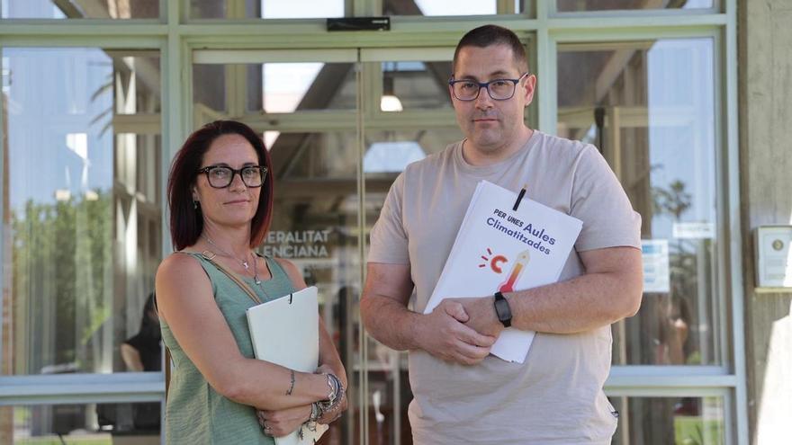 Las familias piden a la consellera que “se siente a negociar y consensuar cosas”: “Que todo esto acabe lo antes posible”