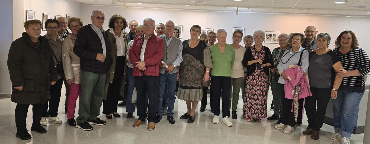 Algunos de los socios de la Asociación de Jubilados y Pensionistas de Arteixo.