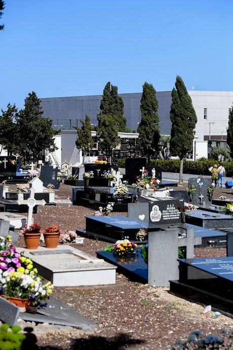 31 de octubre en el cementerio de San Lázaro