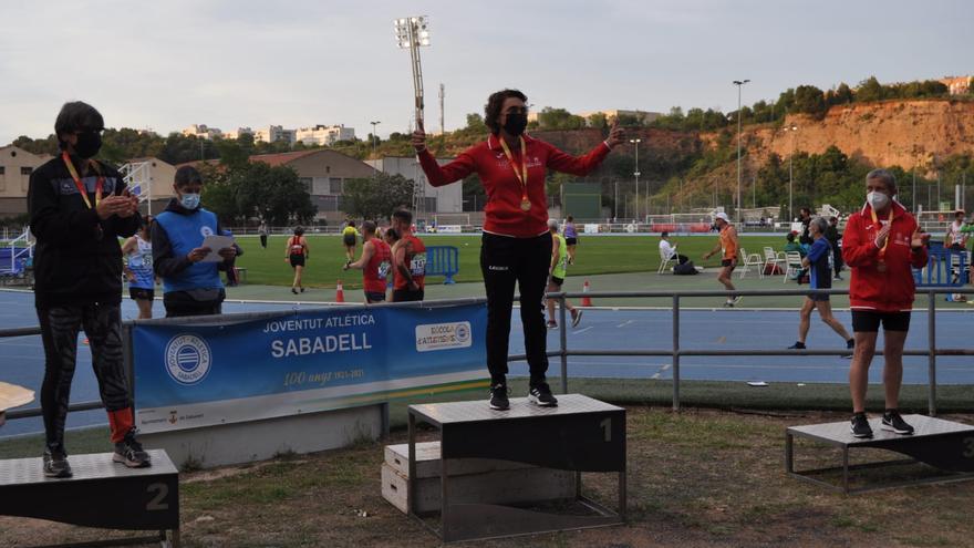 Ana Abuín, oro en lanzamientos en Sabadell