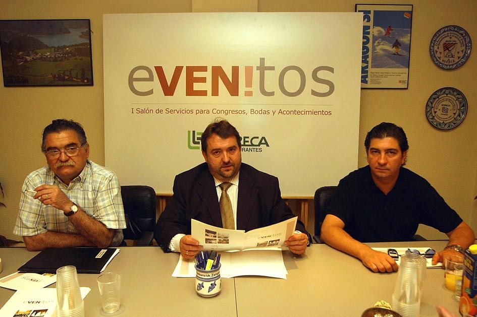 Presentaci�n del salon Eventos en 2004. Emilio Lacambra, presidente de  Horea junto a  Jos� Luis Yzuel y Chema Lasheras.jpg