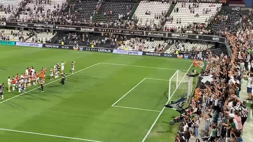 Video: Das "Suero quedaté" steht im Mittelpunkt der Feier nach dem Sieg von Castellón gegen Albacete