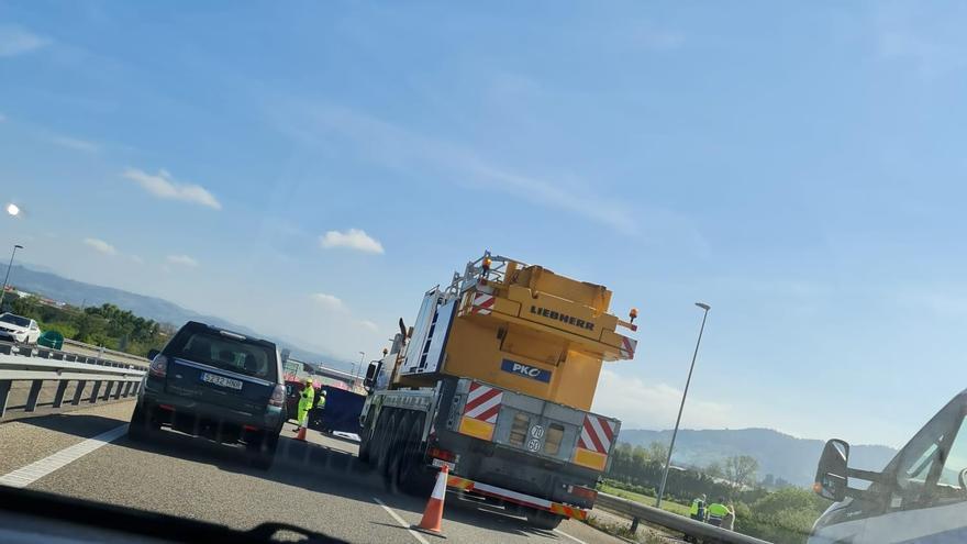 &quot;Es una desgracia&quot;, lamentan los vecinos del sierense fallecido en la autovía AS-II