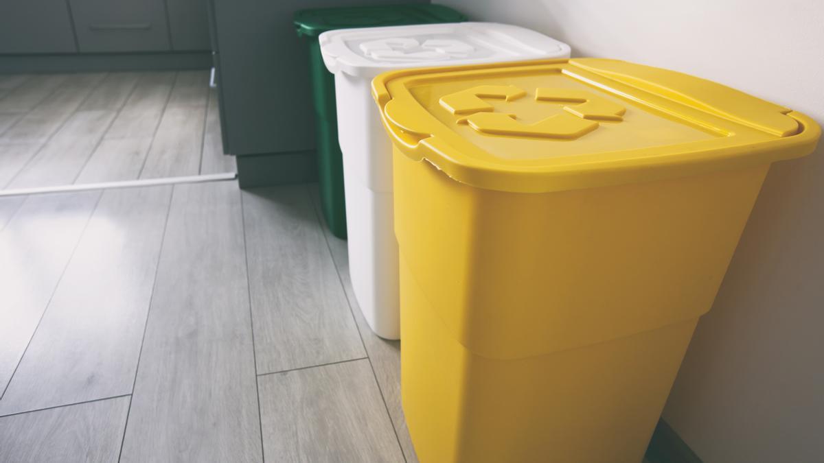 Ahora no debemos tener un único cubo de basura en casa, necesitamos un amplio espacio para cada contenedor.