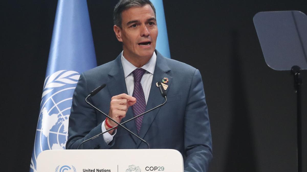 El presidente del Gobierno, Pedro Sánchez, durante su intervención en el plenario de la cumbre del clima celebrada el pasado año en Baku (Azerbaijan).