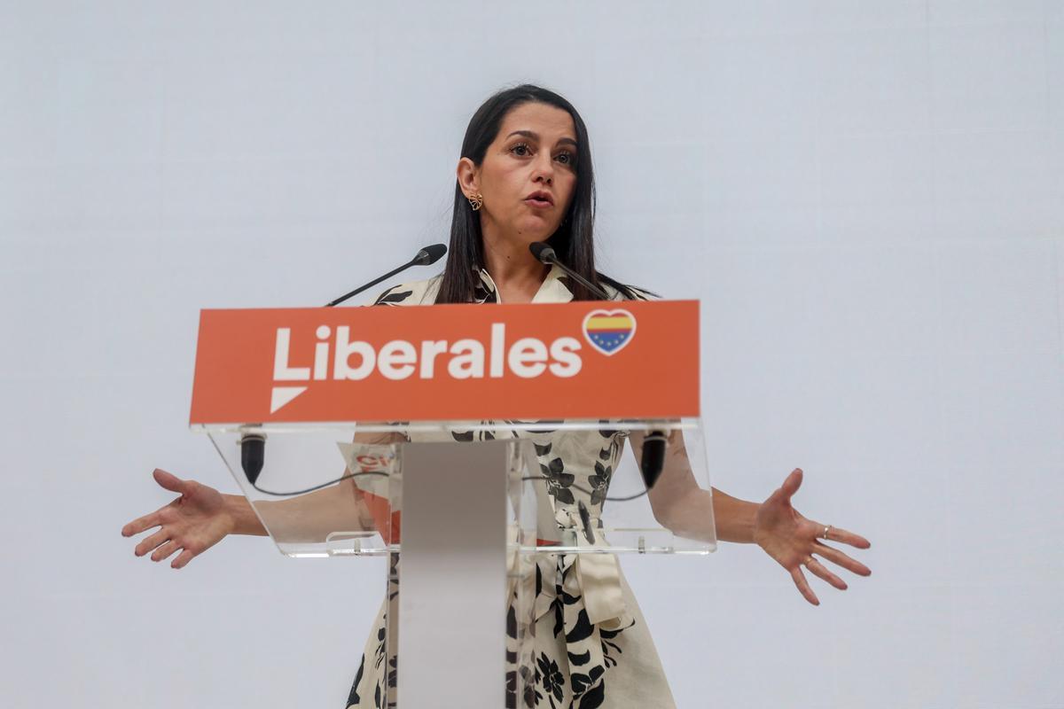 La direcció nacional de Cs expedientarà tots els crítics amb Inés Arrimadas