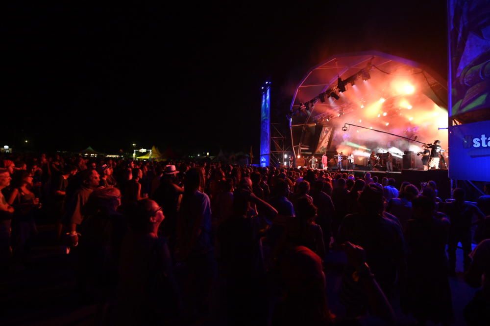 Actuaciones y ambiente en el cierre de la edición 2019 del festival Rototom