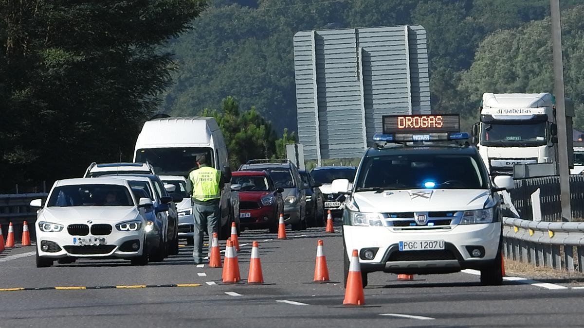 Un control de drogas en Ribadavía