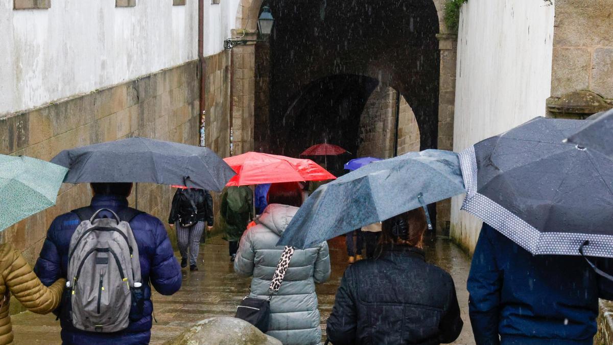 El mal tiempo decanta la balanza hacia planes a cubierto: plazas agotadas para la Catedral de Santiago