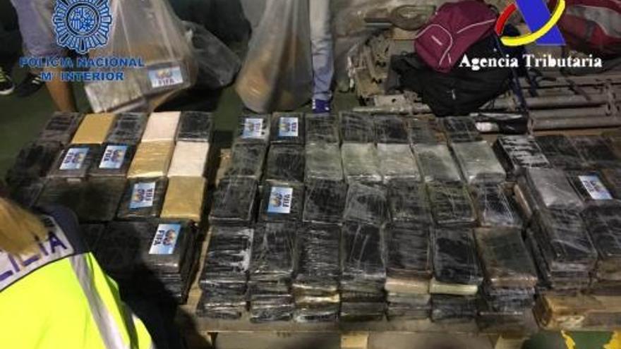 Incautados 900 kilos de cocaína en una partida de bananas importada de Colombia