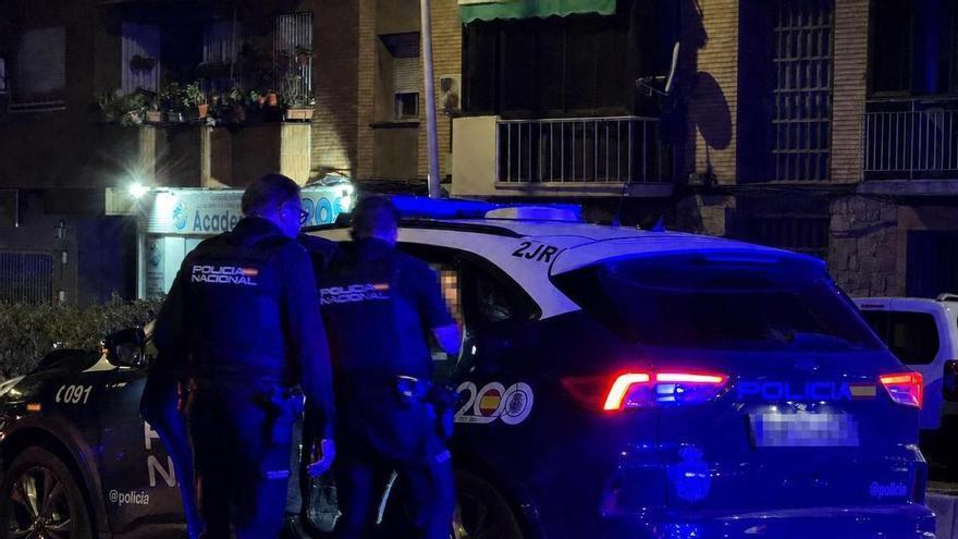 Detenidos tres hombres al ser sorprendidos robando catalizadores en la autopista de Badajoz