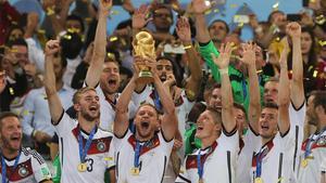 Los jugadores alemanes, celebrando el título de campeones del mundo