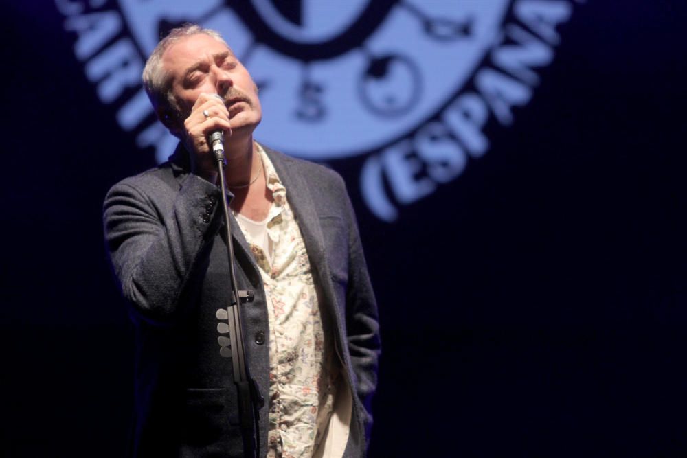 Tindersticks, Toumani Dibaté y los hermanos Carmon