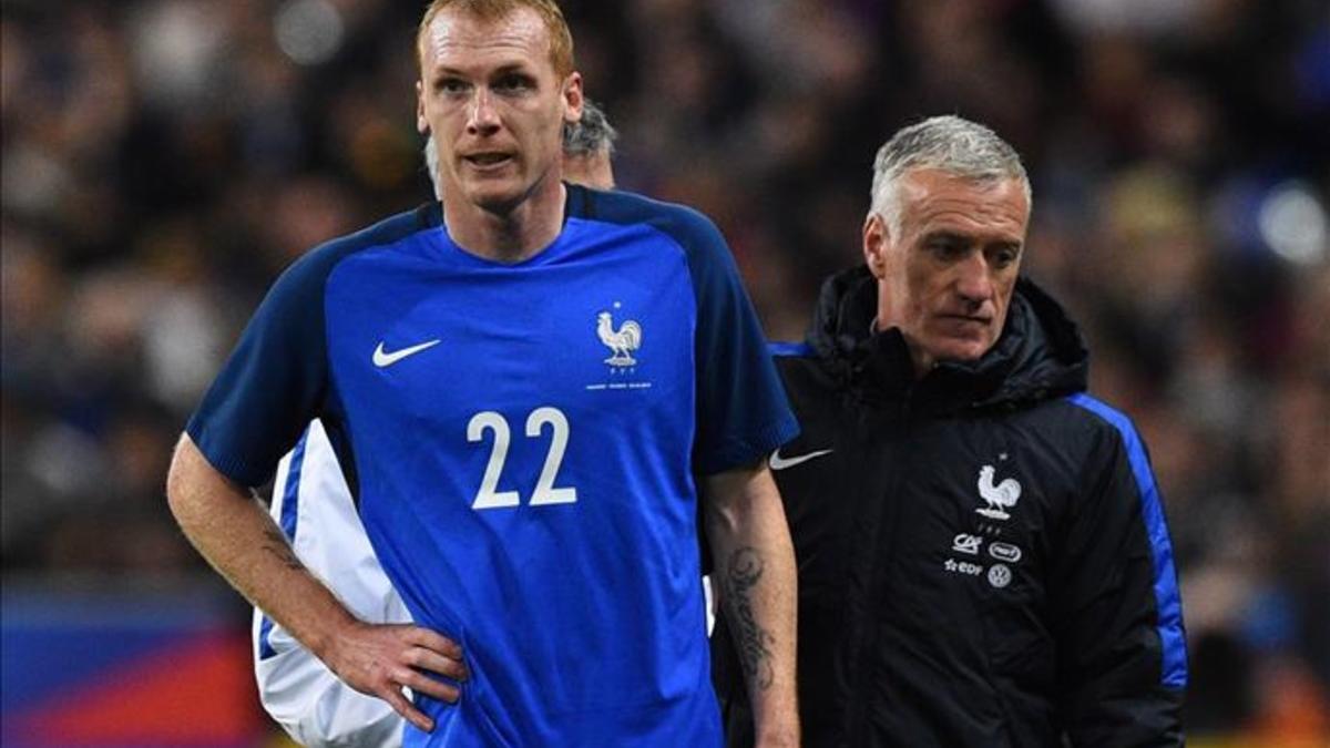 Mathieu vuelve a una convocatoria en la Francia de Deschamps