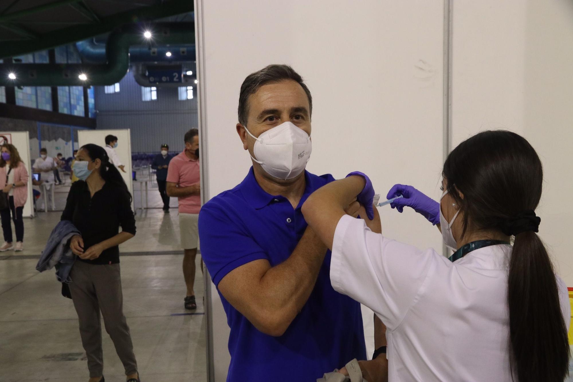 Vacunación masiva con AstraZeneca en Málaga