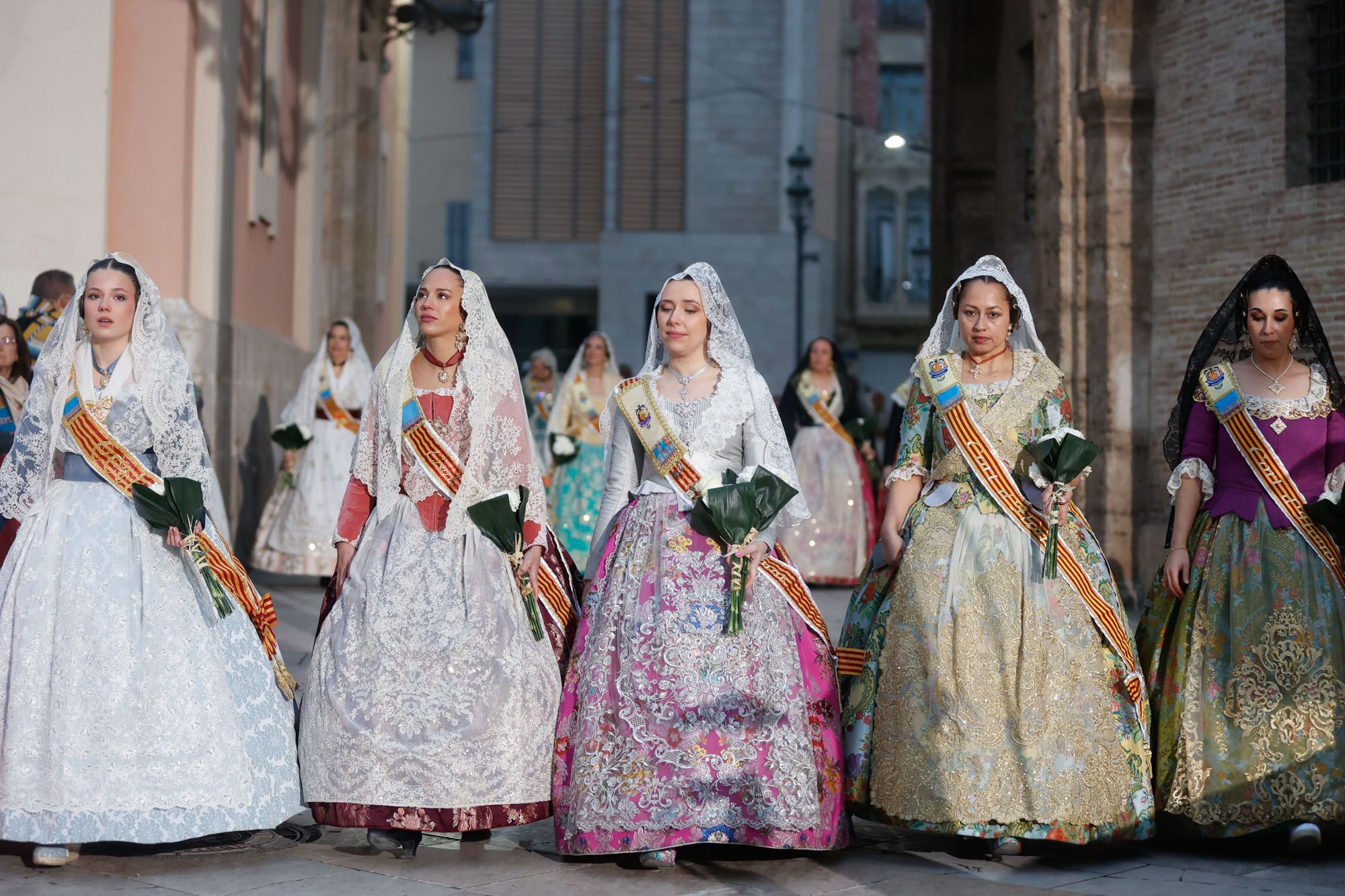 Todas las fotos de la Ofrenda del 17 de marzo por la calle de la Paz de 18:00 a 19:00 horas