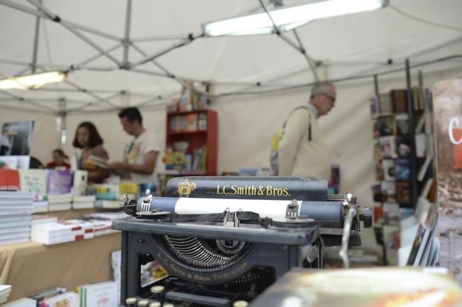 FERIA DEL LIBRO