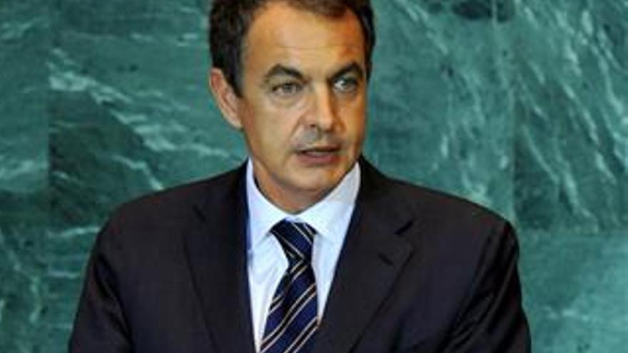 Zapatero citará a Rajoy para buscar puntos de encuentro en economía