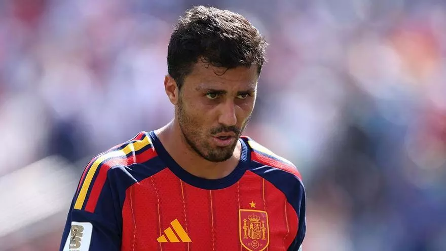 Rodri da el sí al Barça; Vinicius renueva y Diomande llega al Real Madrid