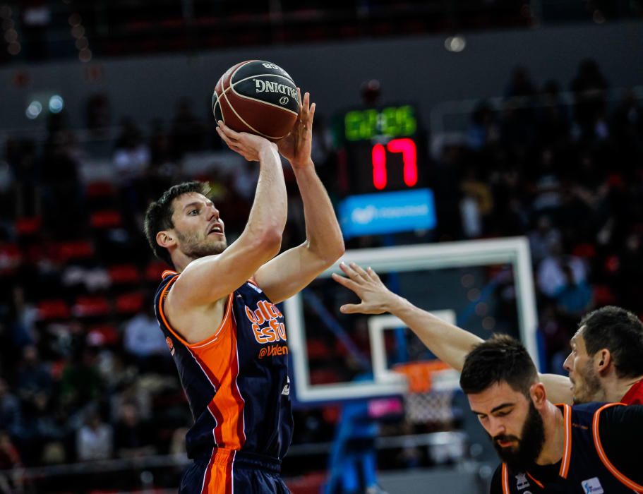 CAI Zaragoza - Valencia Basket, en imágenes