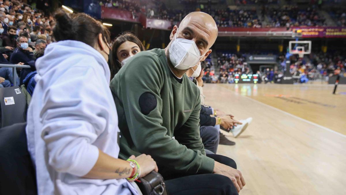 Charla de mitos: Guardiola estuvo con Navarro en el Palau