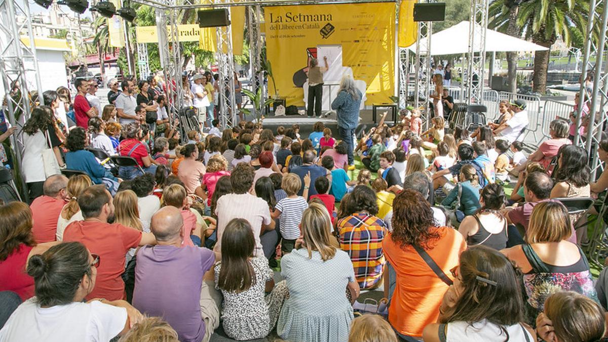 Una de las actividades para público infantil en uno de los escenarios de la Setmana.