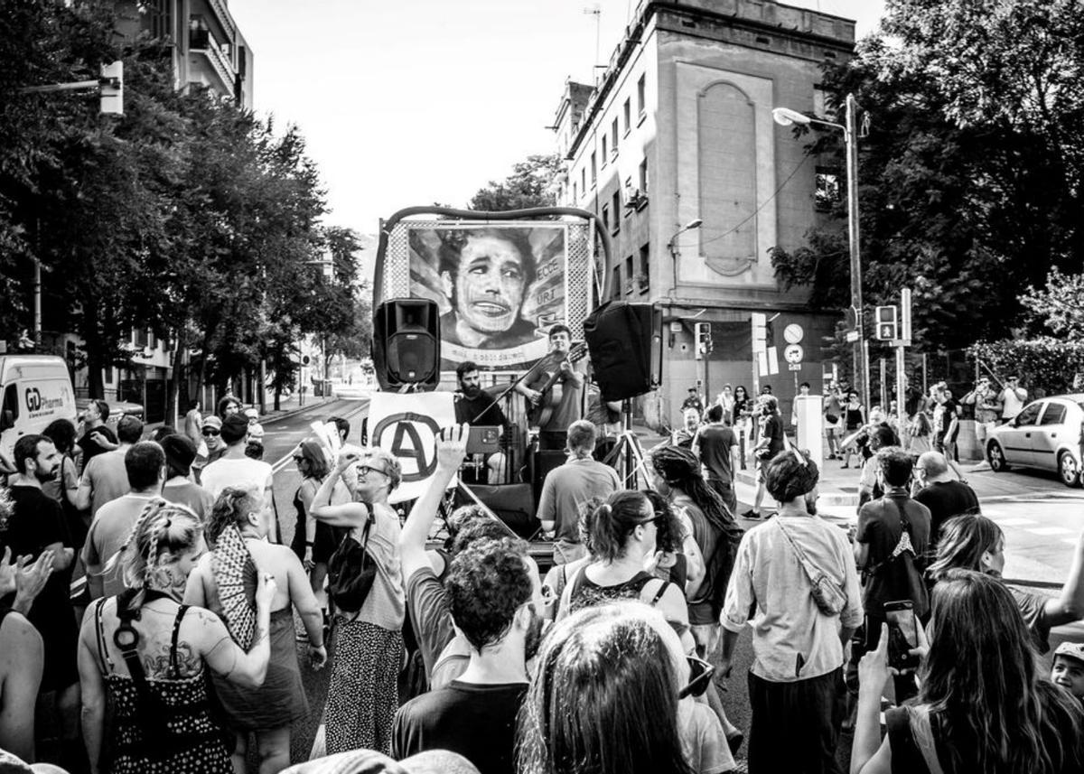 Vallcarca no demana permís