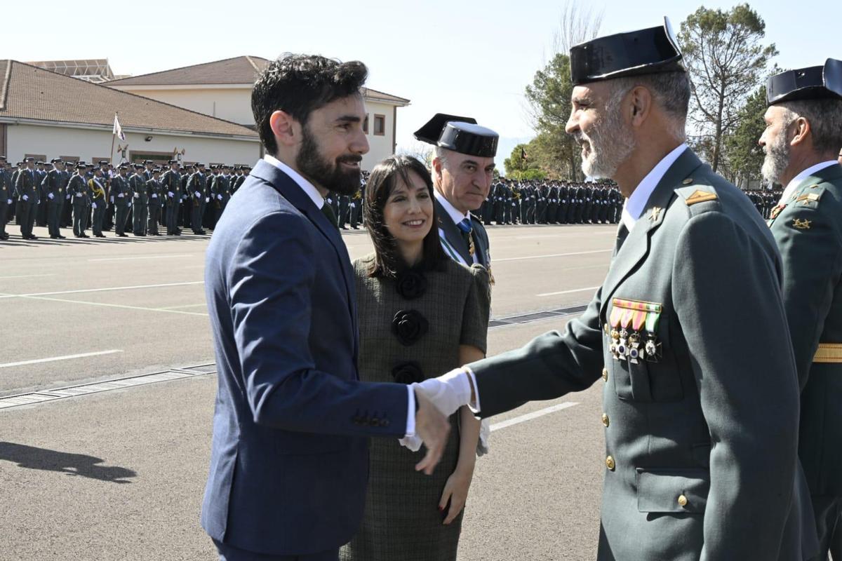 El número dos d’Interior dimiteix en plena crisi per la compra de bales a Israel El número dos d’Interior dimiteix en plena crisi per la compra de bales a Israel