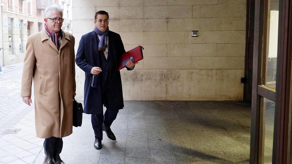 El letrado mayor de las Cortes de Castilla y León Marcos Herrero, a la llegada a los juzgados