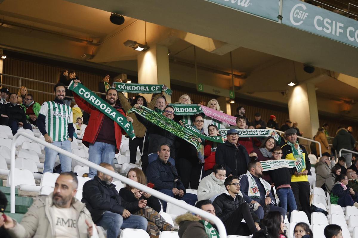 Córdoba CF-Burgos | Las imágenes de la afición en El Arcángel