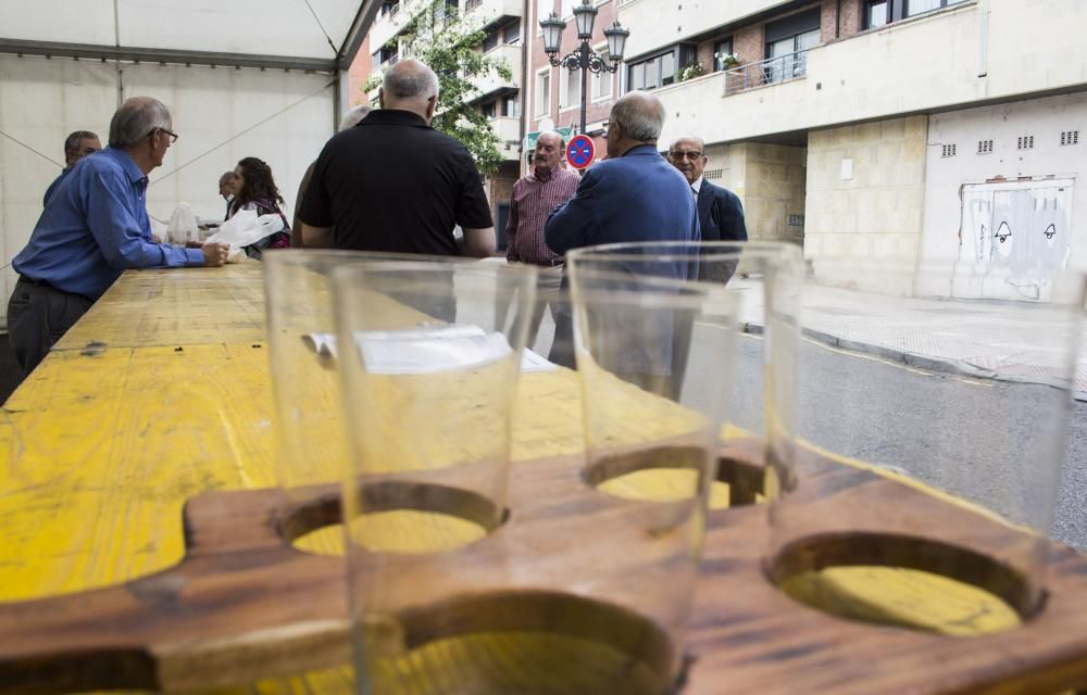 Espicha y charanga en las fiestas de Santa Filomena en Santullano