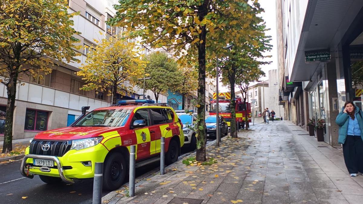 El suceso se registró en el número 32 de la rúa da Rosa, en Santiago.
