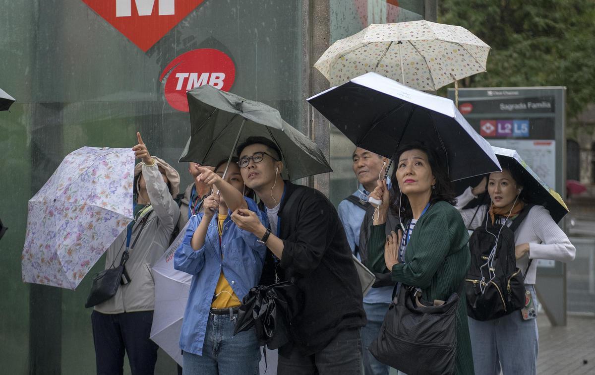 Lluvias en Barcelona tras una semana de ola de calor Lluvias en Barcelona tras una semana de ola de calor