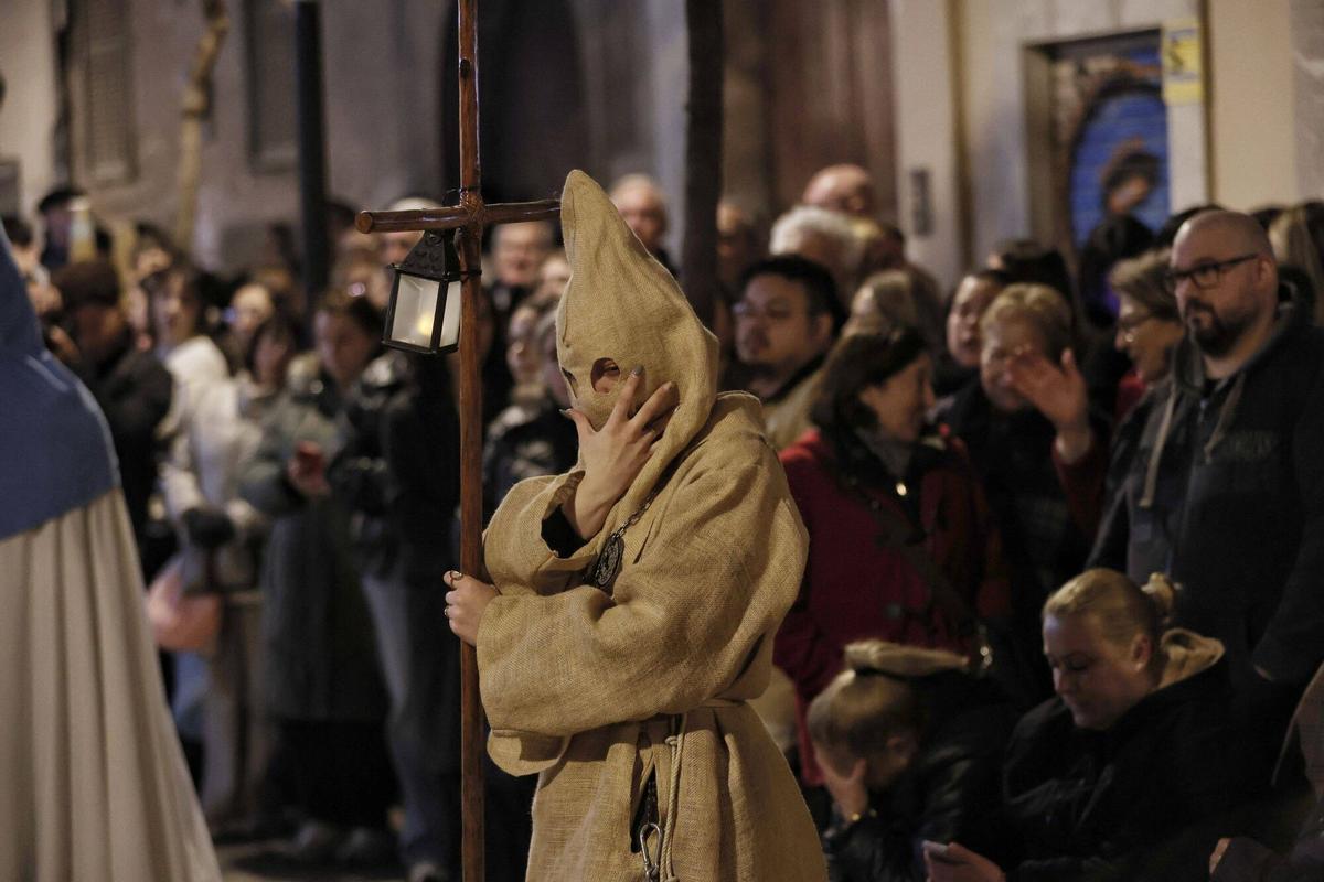 La procesión de la Virgen Dolorosa en imágenes