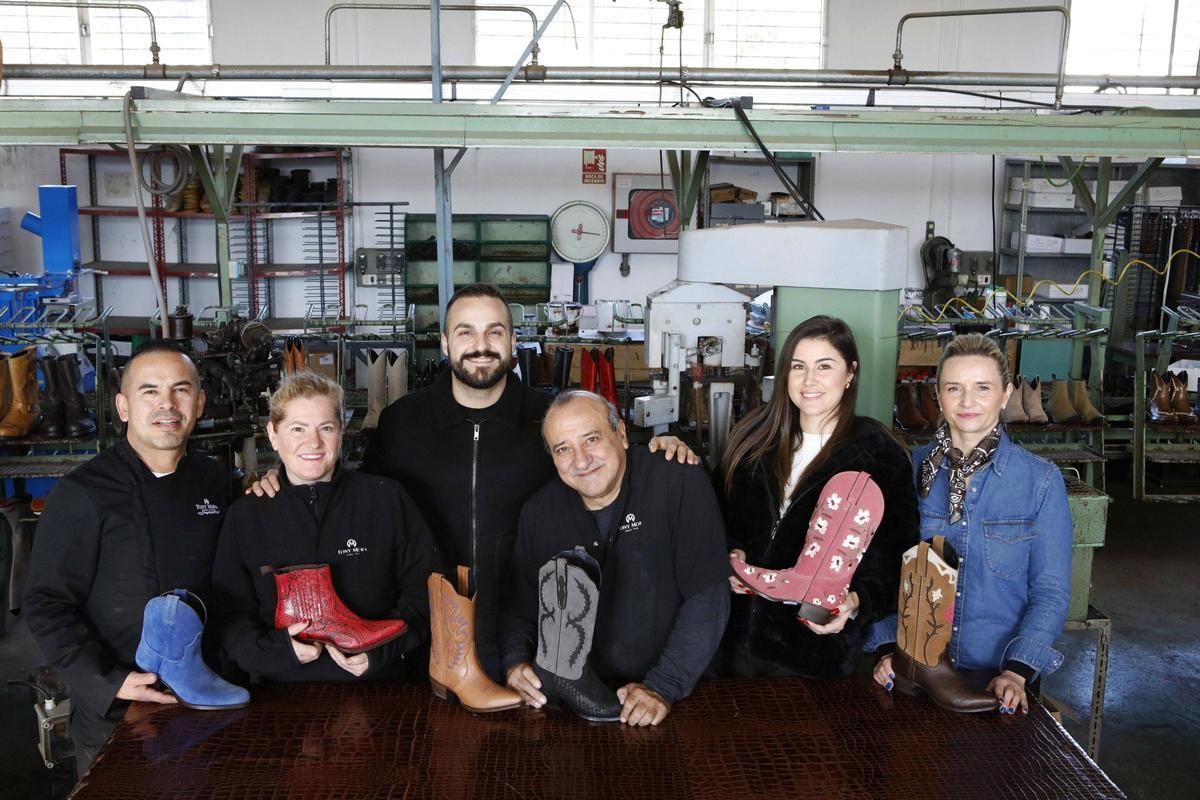 Ein Teil des Tony-Mora-Teams v. li. n. re.: Óscar Andrés, Carmen Liliana, Xisco Cardell, Miguel Llabrés, Carmen Hidalgo und Audrey Gairot.