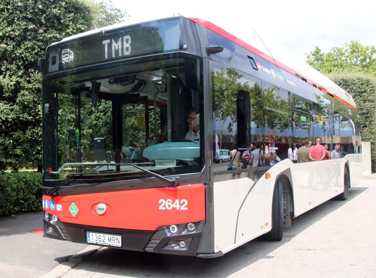 TMB posa en circulació una nova fornada d’autobusos d’hidrogen