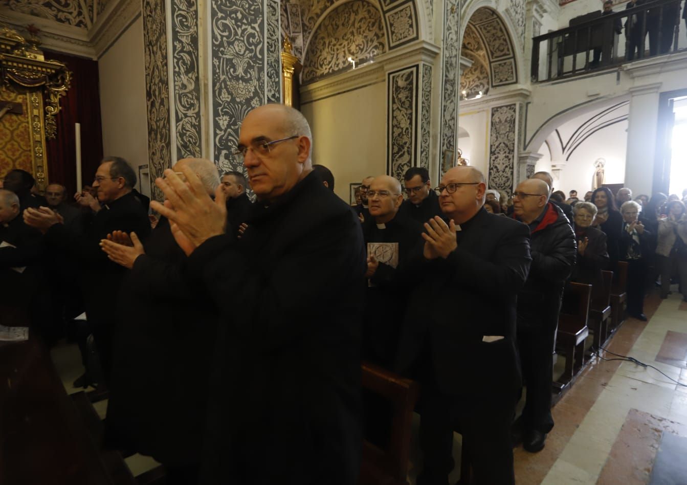 Las primeras imágenes de la entrada del nuevo Arzobispo de València a la diocésis