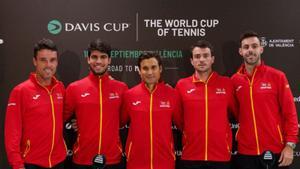 Alcaraz lidera Espanya en un repte dur per la Davis
