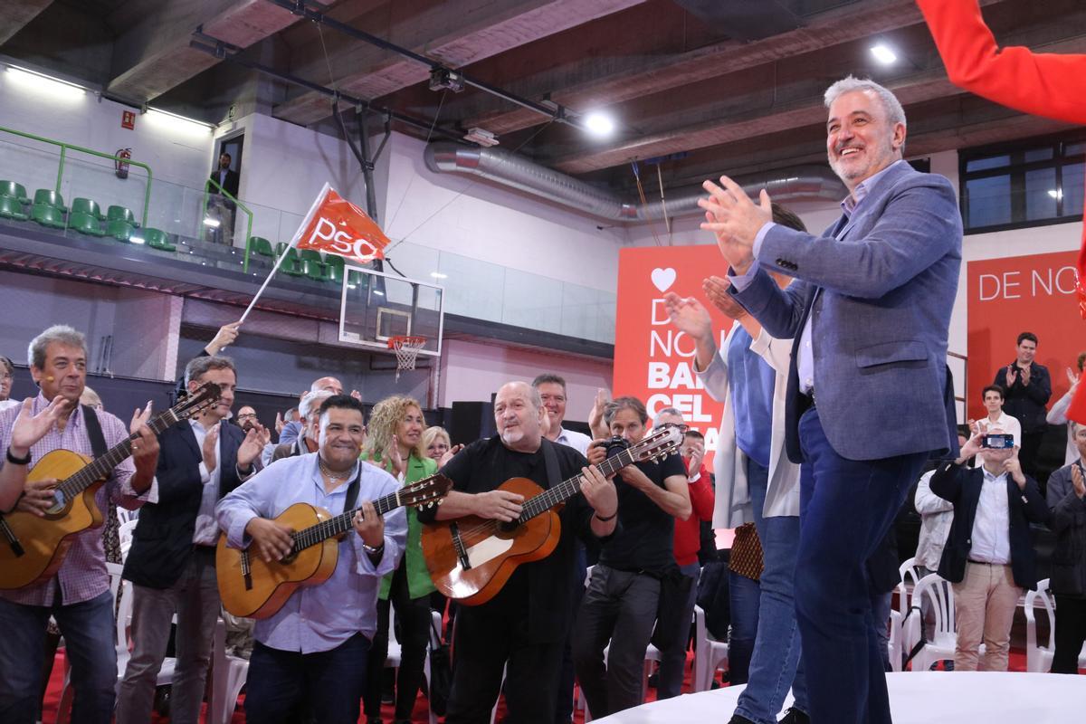 El candidato del PSC, Jaume Collboni, en su acto de inicio de campaña