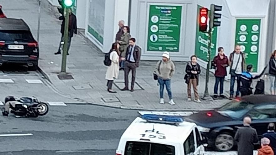 Evacuado un motorista tras un accidente con un turismo en Juana de Vega