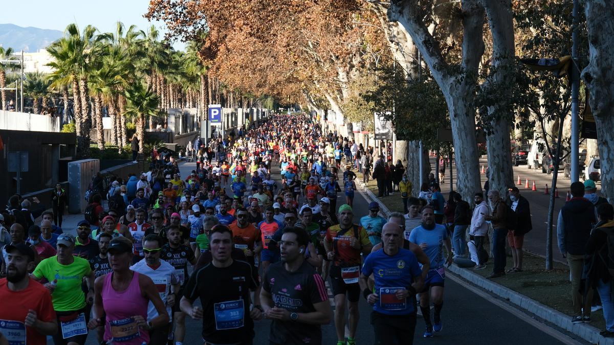 Las imágenes de la Zurich Maratón de Málaga