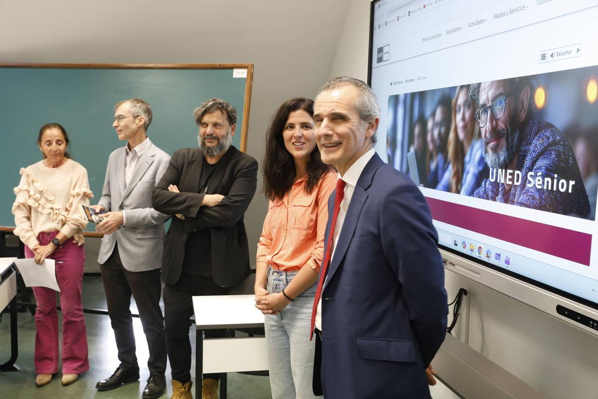 EN IMÁGENES: La UNED presenta sus cuatro nuevos cursos: "Hay clases para todos los intereses"