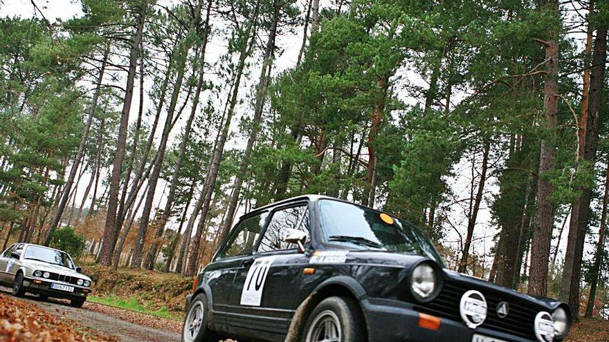 Más de un centenar de inscritos vuelven a recorrer los tramos del Rally do Lacón