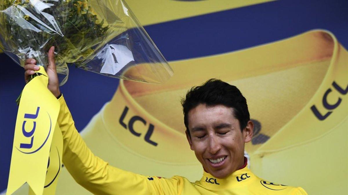 Egan Bernal, líder de la general