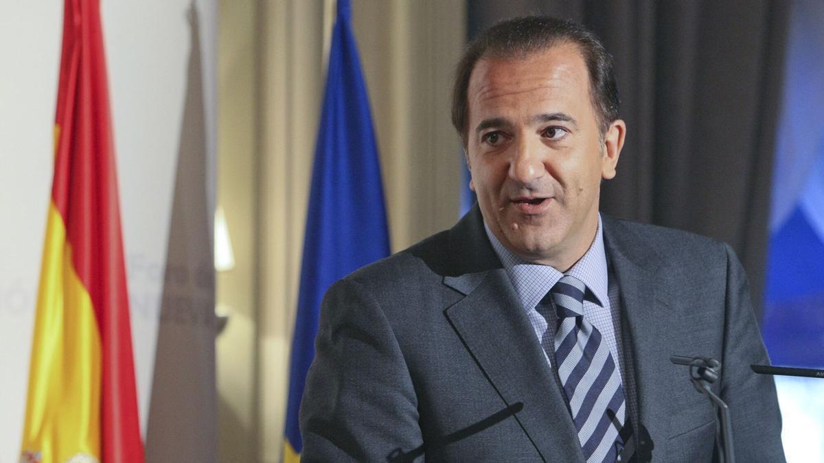 José Miguel Contreras.