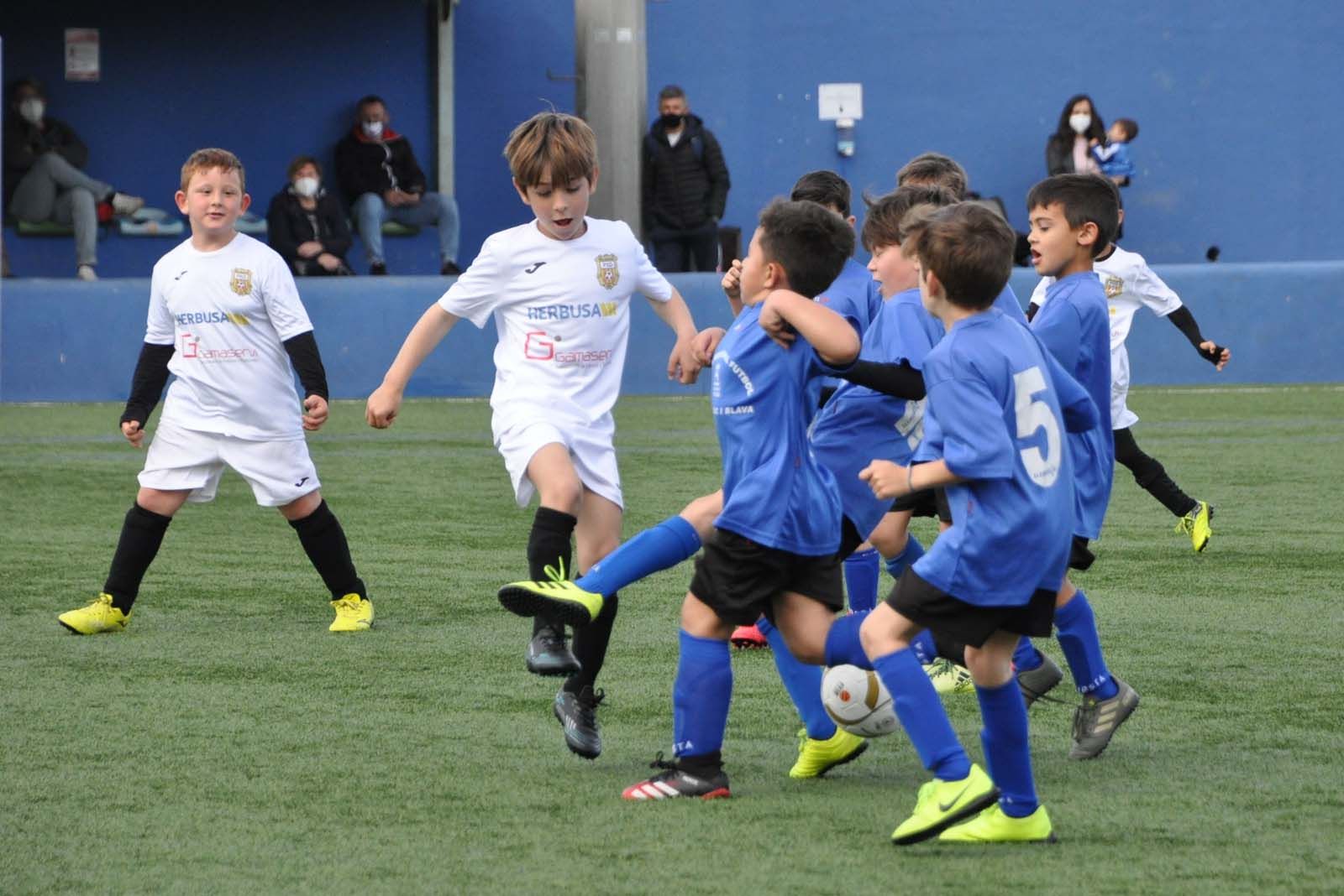 El fútbol base vuelve a sonreír